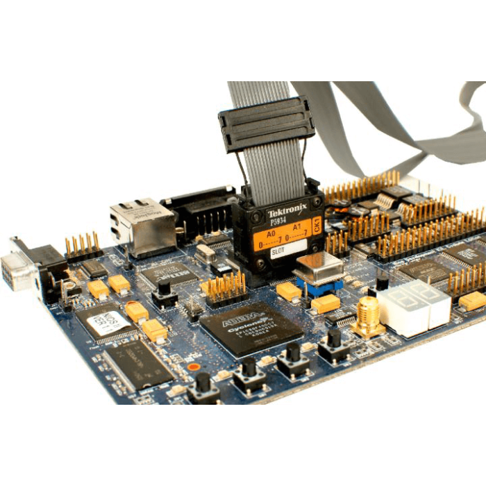 Tektronix P5910 2 GHz 17-channel Logic Probe | APC Technology Group